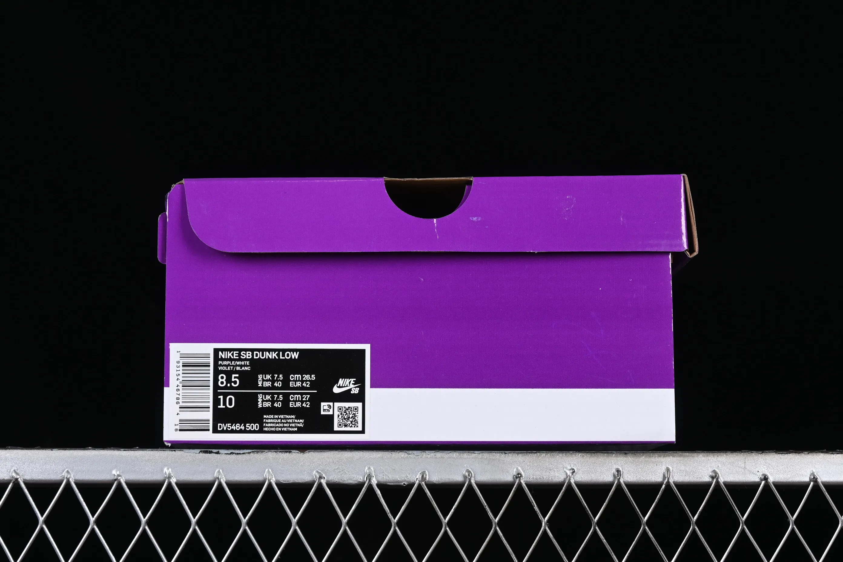 All categories Nk SB Dunk Series Nk SB Dunk Low low-top sneakers Cost-effective version Nk SB Dunk "Purple Suede" wicked purple color SB low-top casual sneakers DV5464-500